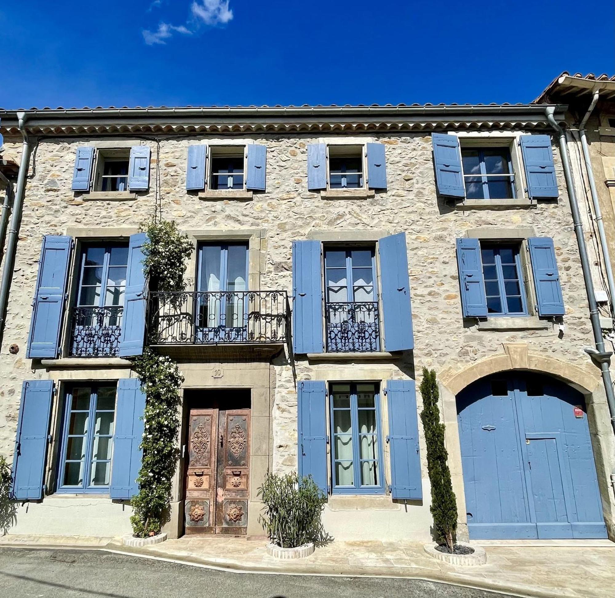 L'Oiseau Bleu Suite Merle Bleu Roubia Экстерьер фото